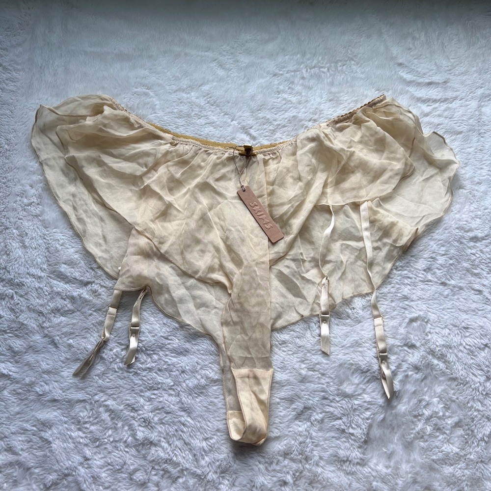 SKIMS Romance Garter Bikini Butter Yellow 100% Silk Ruffle Plus Size 4X NWT